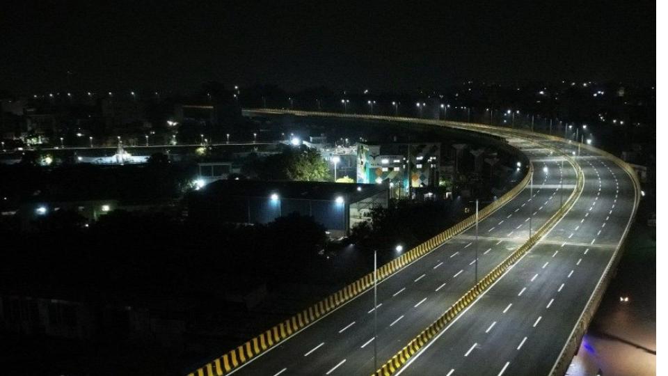 Two-Wheelers Restricted on Key Flyovers 