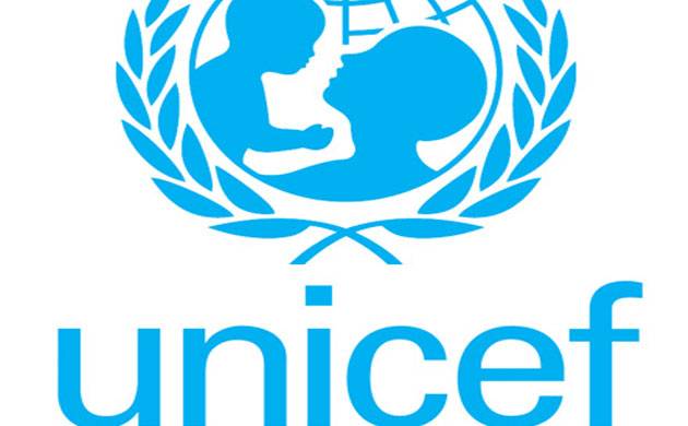 tsignsmouwithunicef