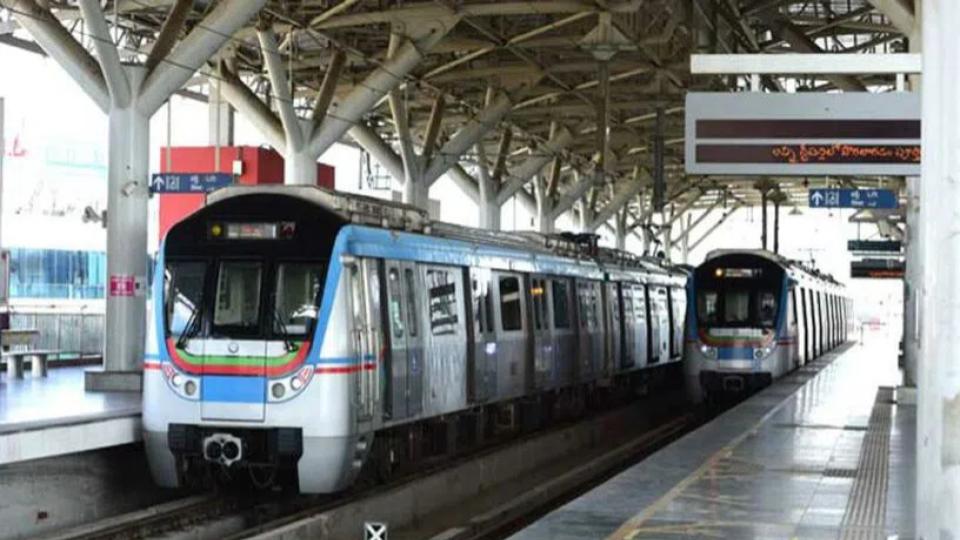 Hyderabad Metro Rail extends service hours for IPL match at Uppal Stadium