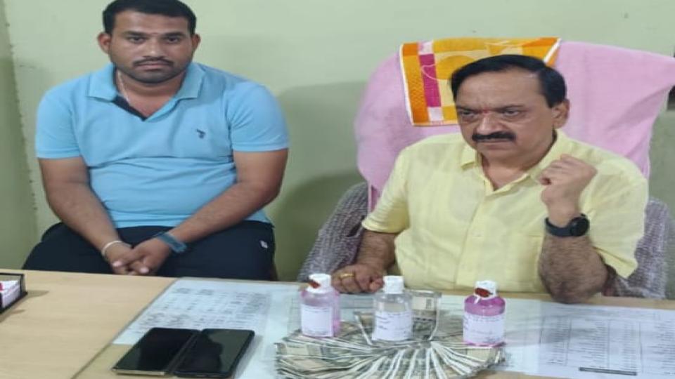 Transport officer caught taking Rs 22,000 bribe in Jagtial