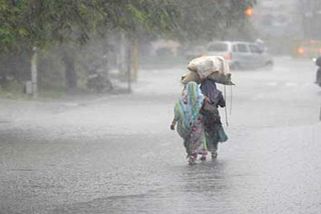 heavyraincontinuestolashseveralpartsoftelanganastate