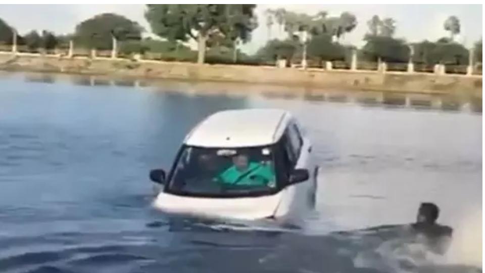 Youth Dies As Car Plunges Into Reservoir In Warangal