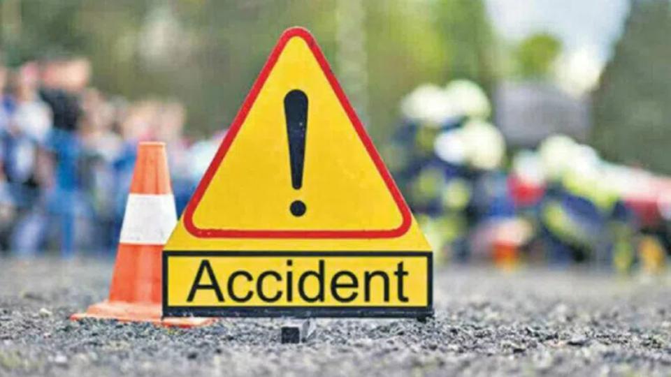 14yearolddiesinroadaccidentatmedchal
