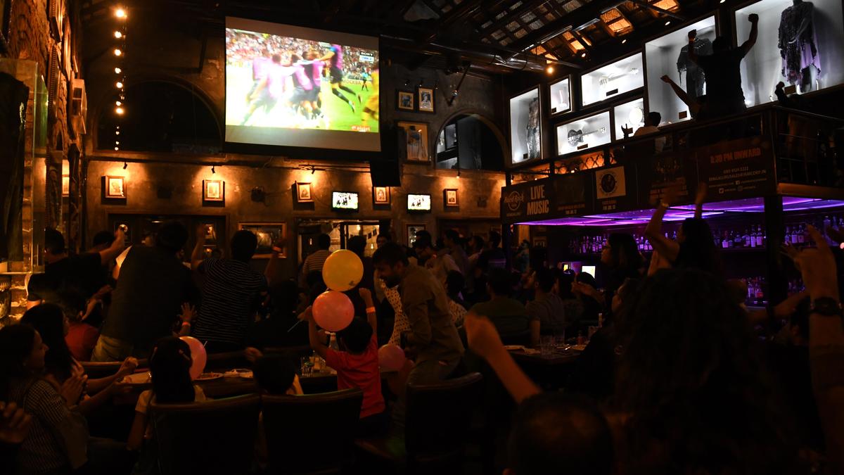Telangana extends bar timings for FIFA World Cup final weekend
