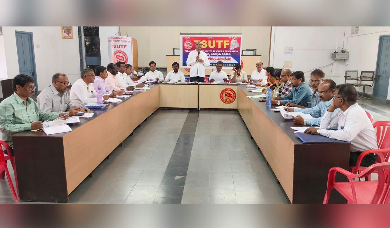 telanganateachersdemandimmediatereleaseofpendingbills
