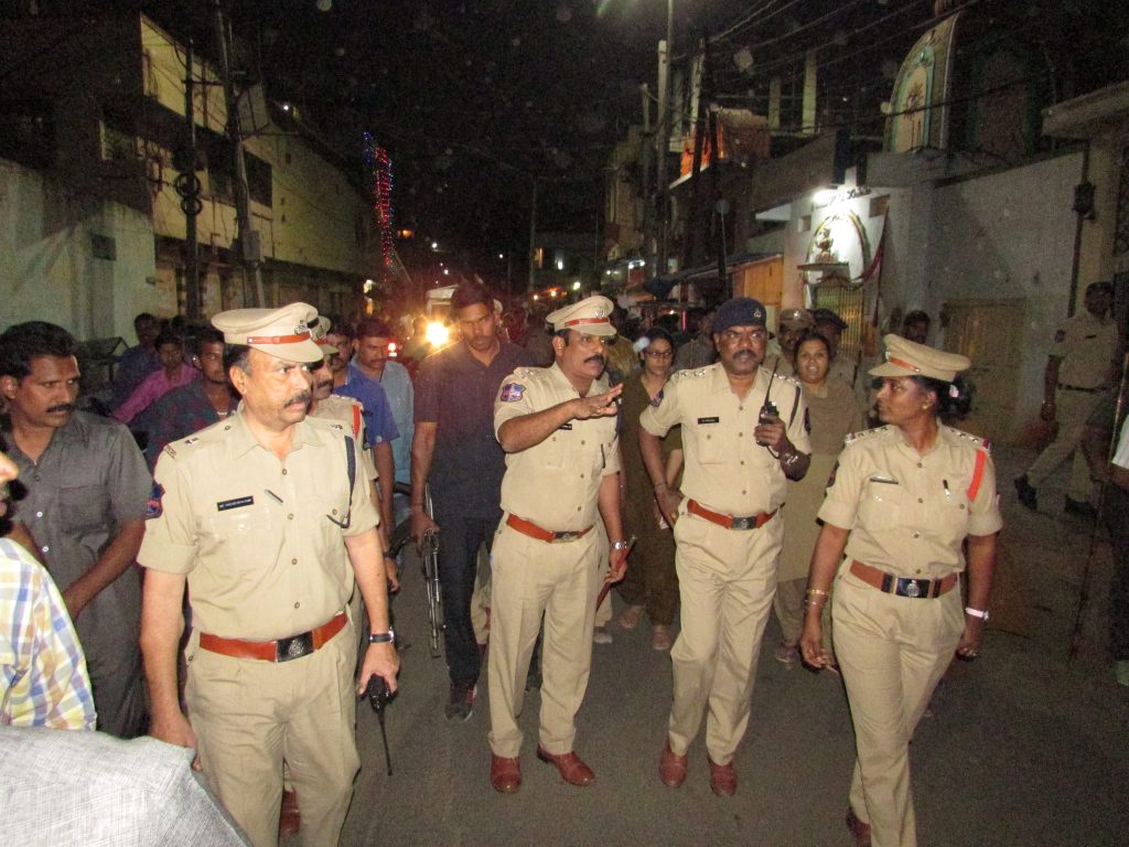 cordonandsearchoperationatpardiwadaareainhyderabad