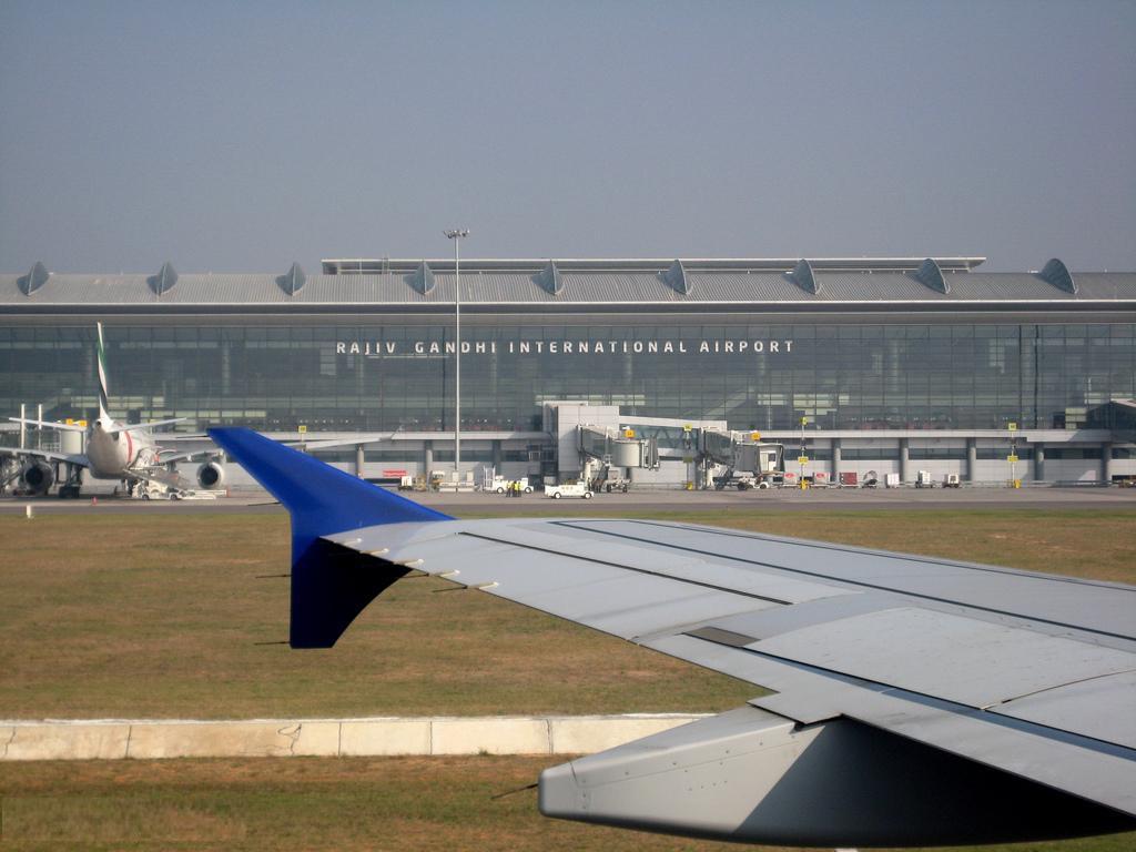 cmkcrapprovesconstructionofsecondrunwayatrajivgandhiairport