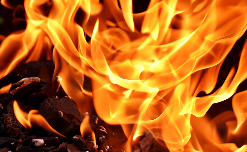 firebreaksoutattextilestoreinramnagar
