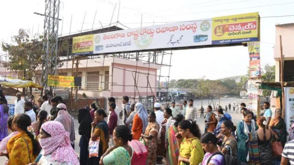 TGSRTC strike enters day two, commuters continue to face hardship