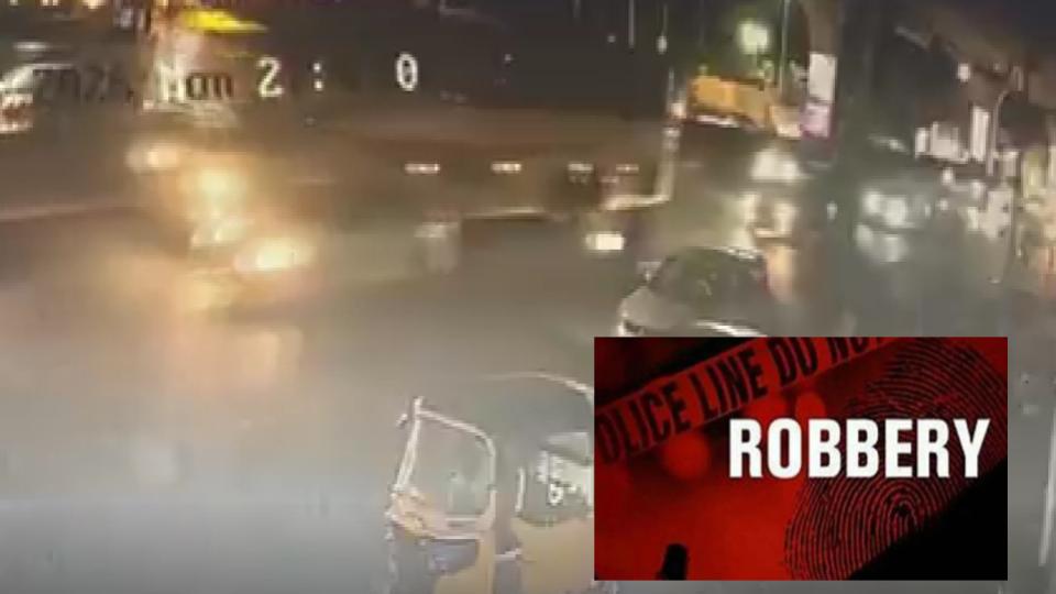 Video of Bike-borne assailants flee with one crore in Kukatpally