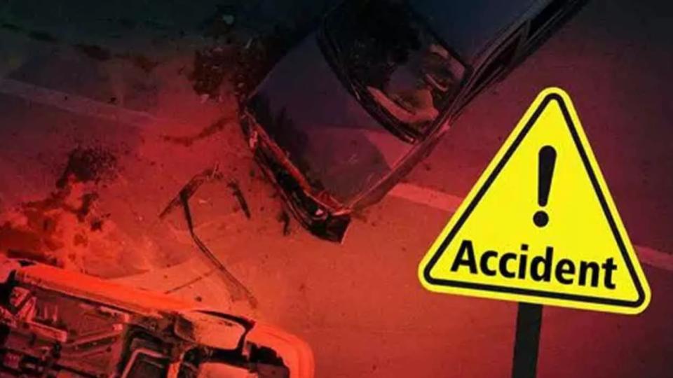 Two injured as car crashes into divider on Hyderabad ORR