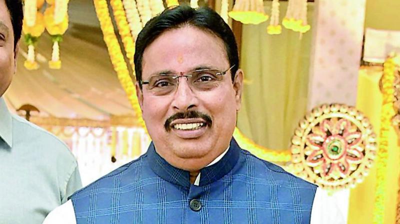 aiccannouncesfivenamestocontestloksabhaelectionsfromtelangana