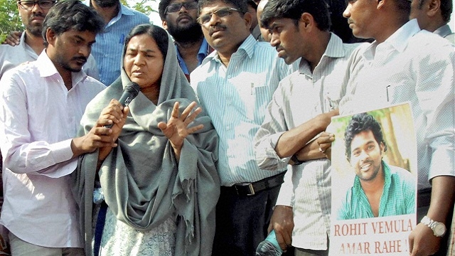 governmentsaredesperatetodeclarerohitasobc:radhikavemula