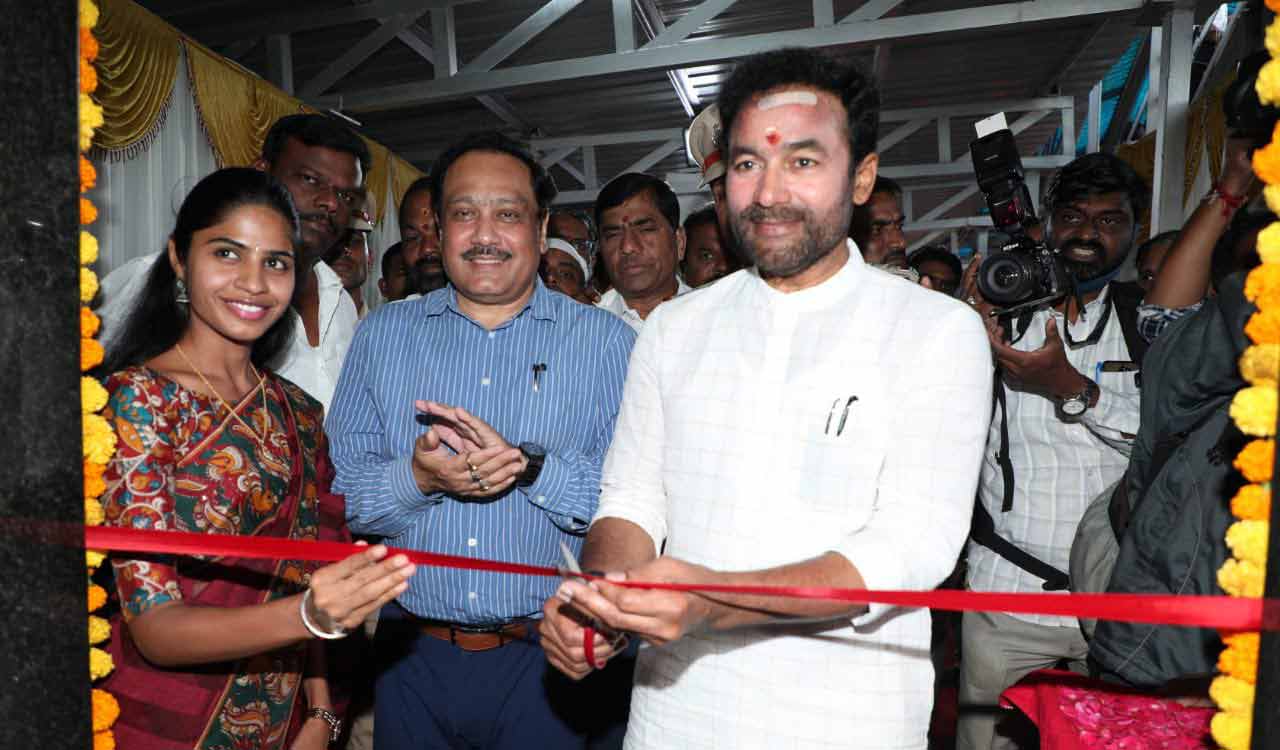 kishanreddyinaugurates3passengerliftsatsitafalmandirailwaystation