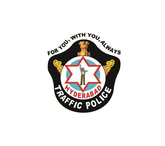 hyderabadtrafficpolicebookover6000forphoneusewhiledriving