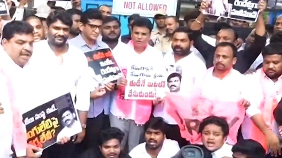 BRS leaders protest outside ED office at Basheerbagh
