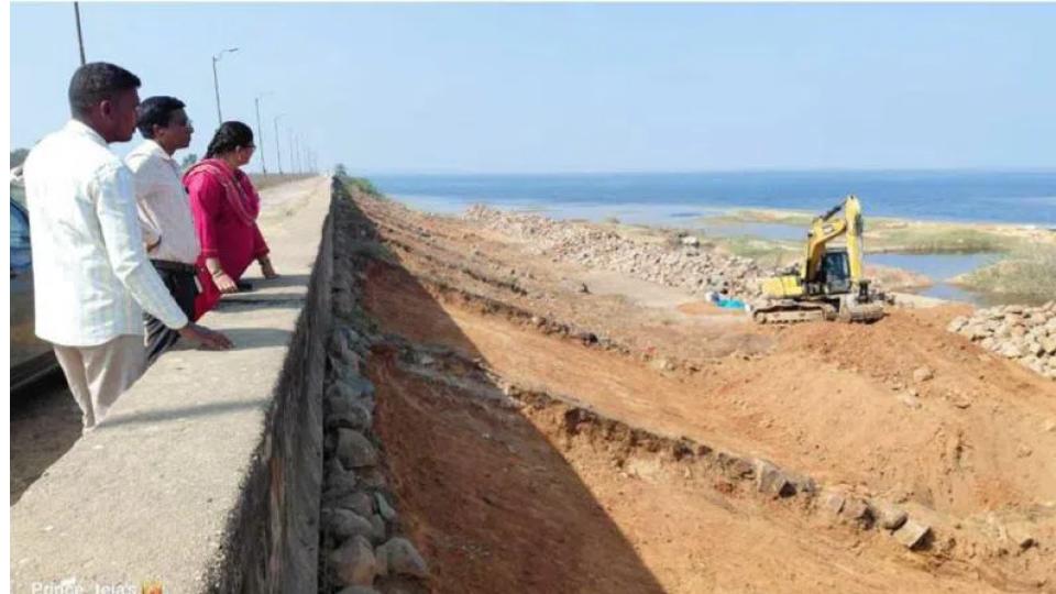 Falling Singur levels trigger emergency pumping plan