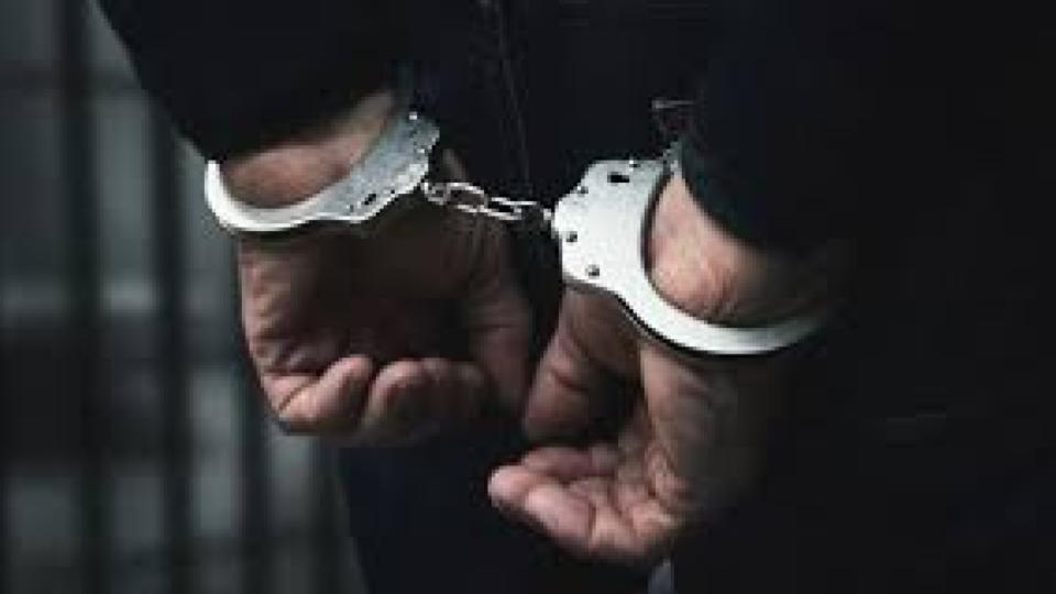 Man held for chain snatching, threatening in Kamareddy