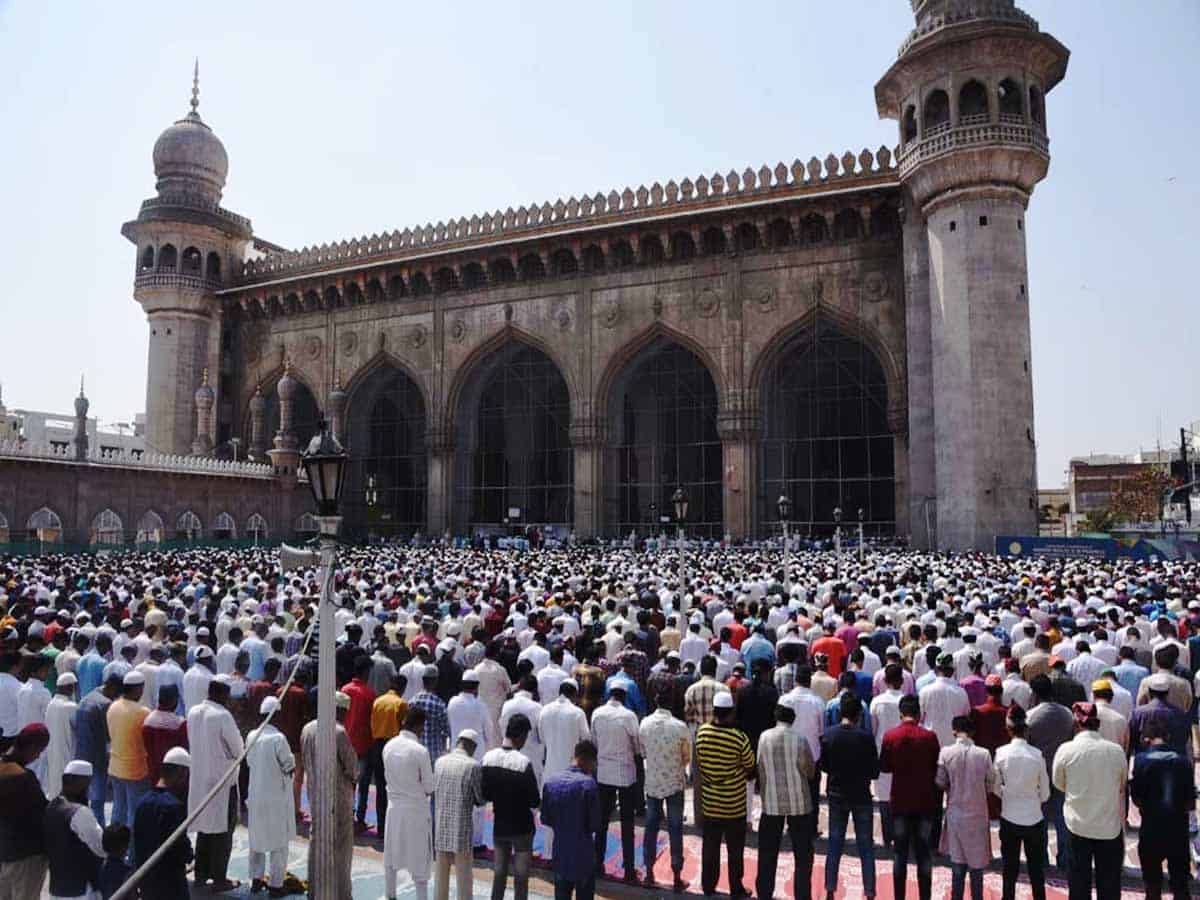 jumatulvidaobservedwithreligiousreverenceandzealinhyderabad