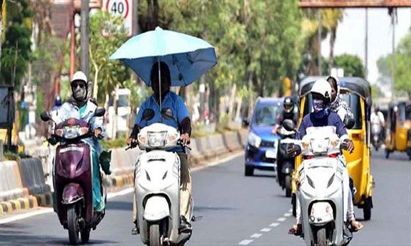 temperaturesriseinhyderabadthecitysawabrightsunandascorchingafternoononfriday