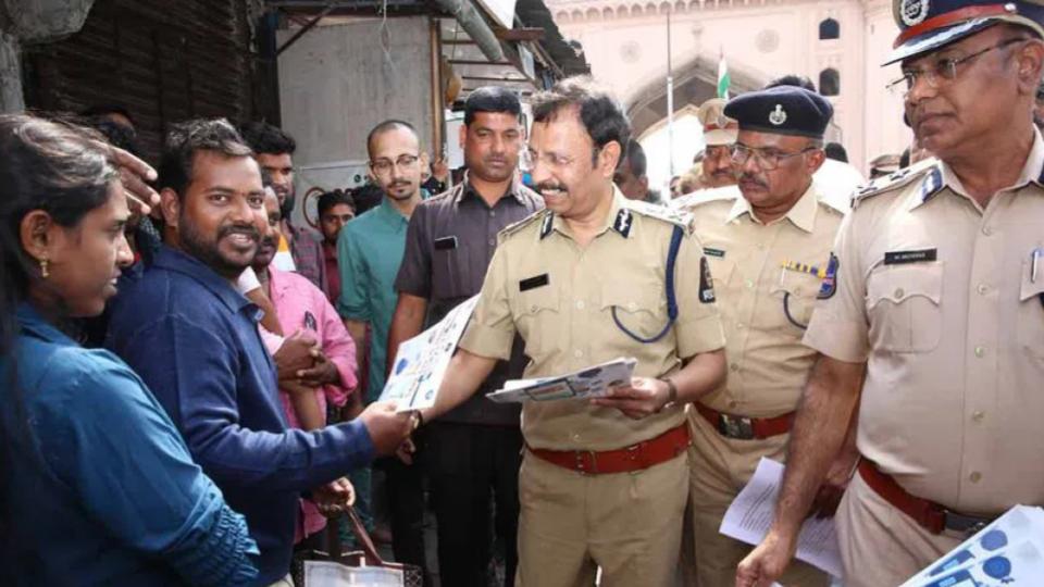 Hyderabad CP Sajjanar launches Cybercrime awareness rally in Charminar