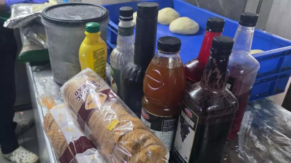 Cockroach Infest, Lizard Droppings, Expired Spices Found at La Pino’z Pizza in Hitech City