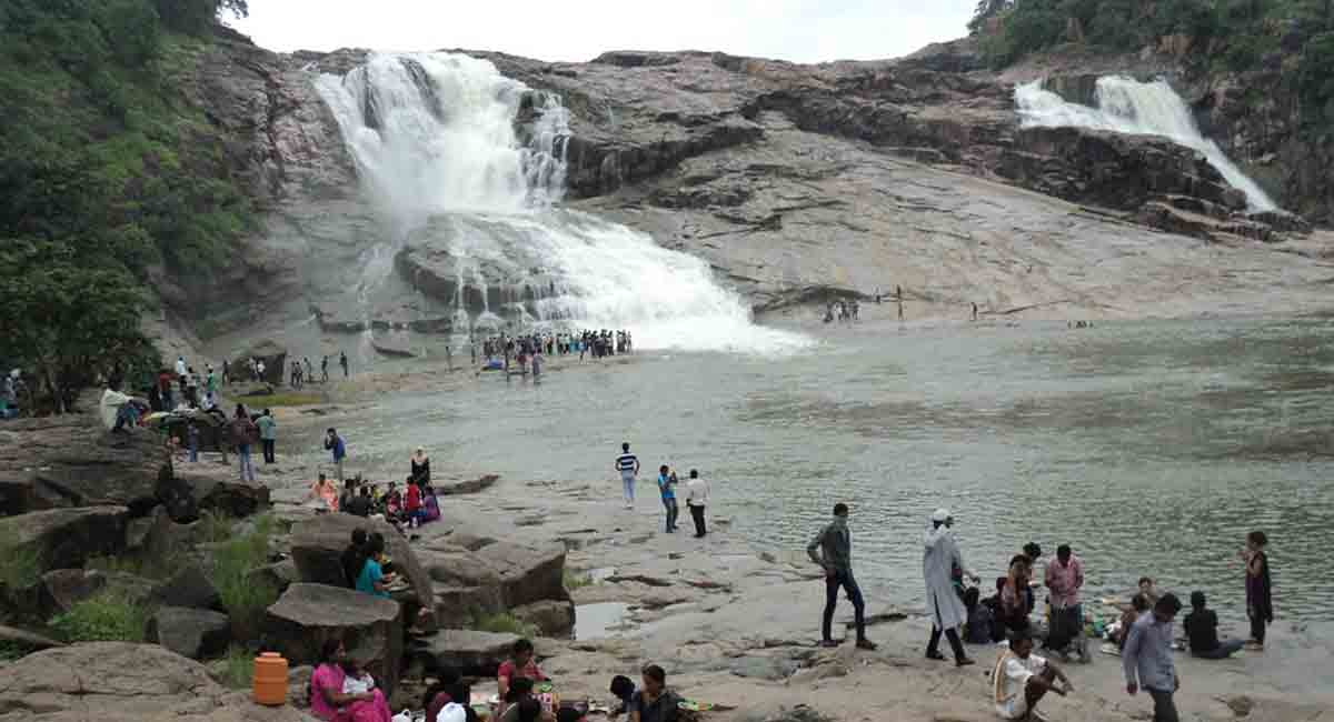 kuntala-waterfall-rumbles-back-to-life-after-heavy-rains-in-adilabad