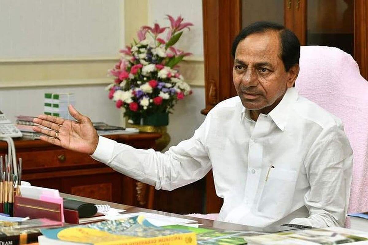 Congress fleecing realtors, pushing State into crisis, says KCR