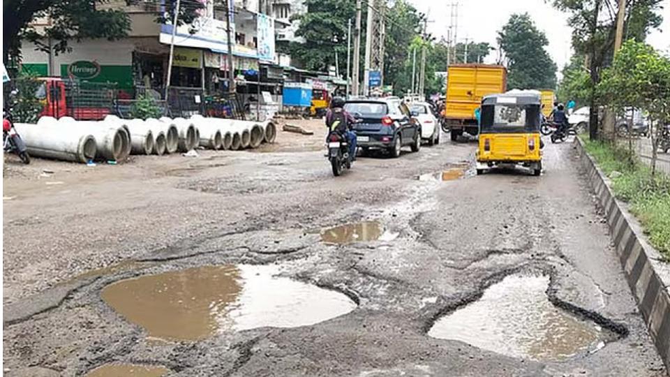 GHMC fills potholes ahead of Ganesh procession in Hyderabad