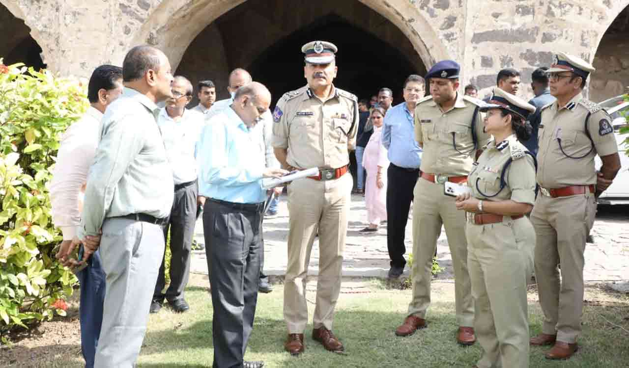 dgpreviewsonsecurityarrangementsforidaycelebrationsatgolcondafort