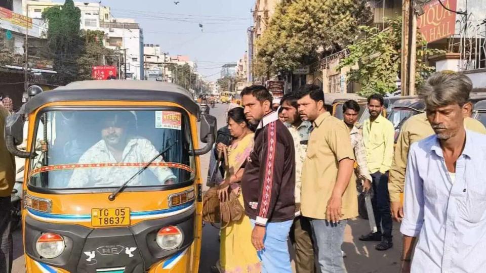 TGSRTC strike boosts auto demand in Hyderabad