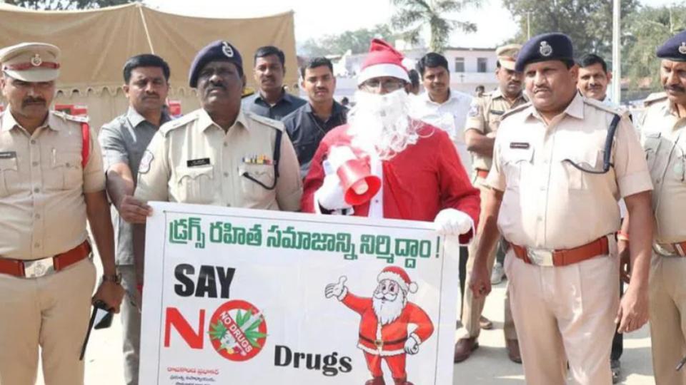 Man dressed up as Santa Claus to spread anti-drug message in Medak