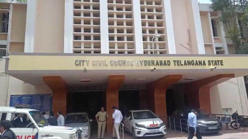 Bomb Threat Triggers Panic at City Civil Court