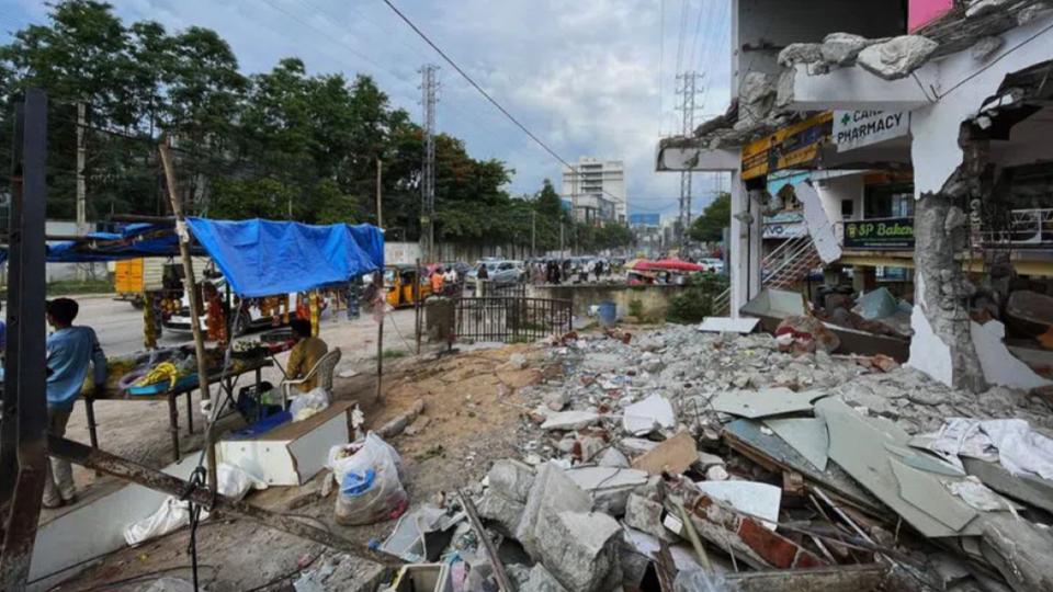 Encroachment removal drives leave Hyderabad footpaths unsafe 