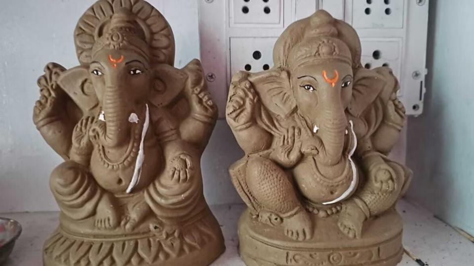 4 Lakh Free Clay Ganesh Idols to Be Distributed in Hyderabad