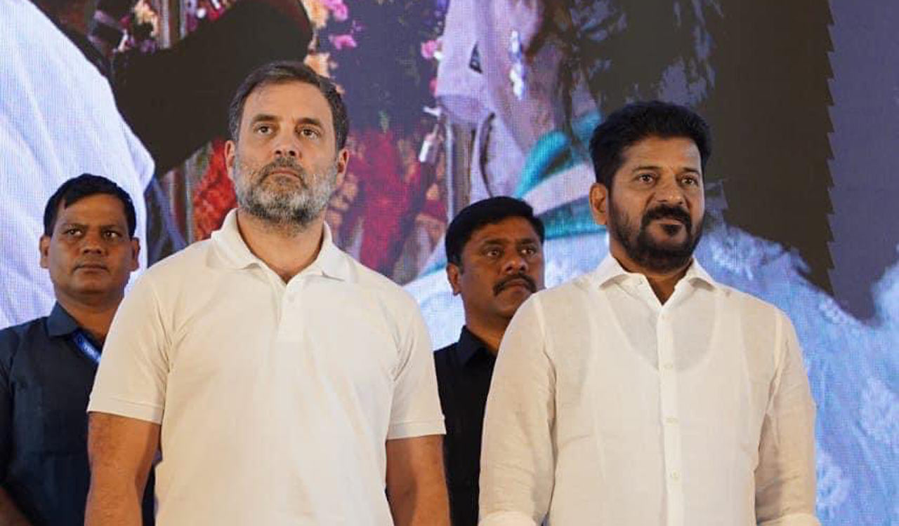 Delhi police stop Revanth Reddy while heading to meet Rahul Gandhi