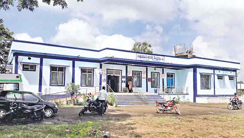 telanganagovernmentturninghealthsubcentresintopalledawakhanas