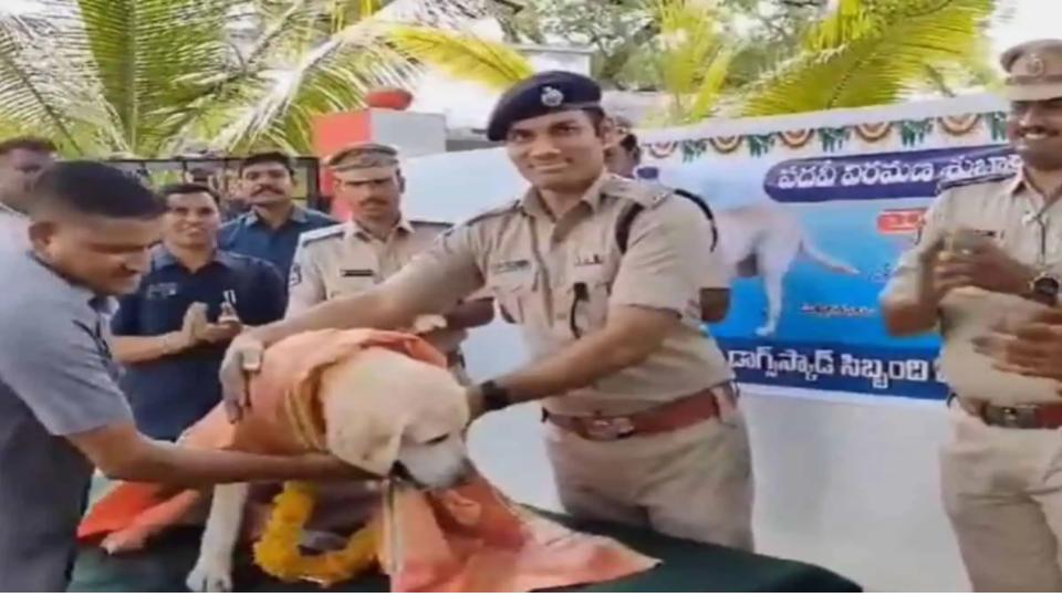 policecanine‘tara’felicitatedonretirementfrom12yearsofserviceintelangana