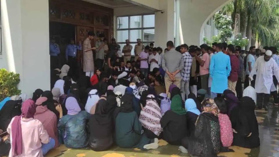 manuususpendsstudentunionelectionsignitesprotests