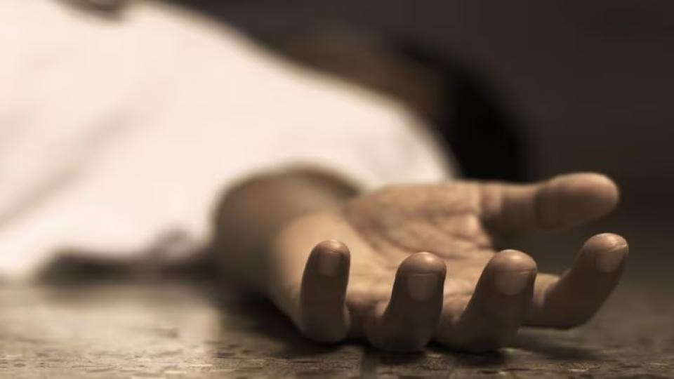 manfallstodeathfrom3rdfloorfearingarrestforganjauseintelangana