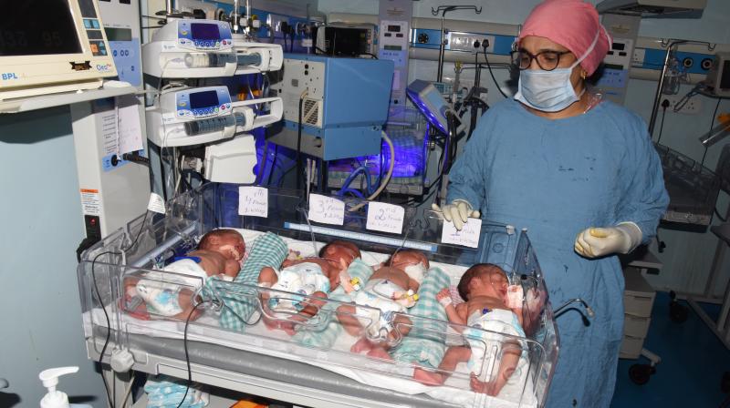 womandeliversquadrupletsatahospitalinmehdipatnam