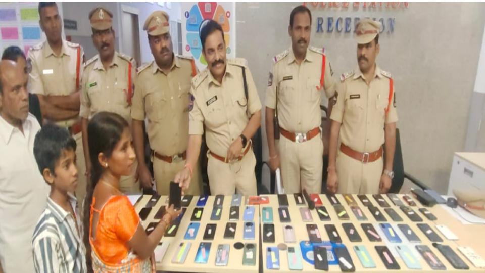 Hyderabad police retrieve 70 missing mobile phones, handover to owners