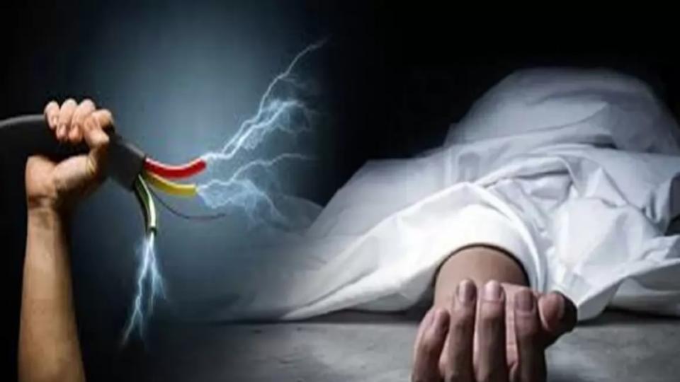 Youth electrocuted during Ganesh pandal setup in Amberpet