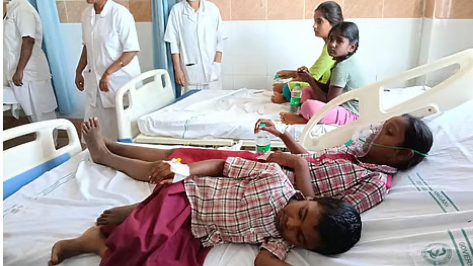 Students Hospitalised After Consuming Mid-Day Meal in Sangareddy