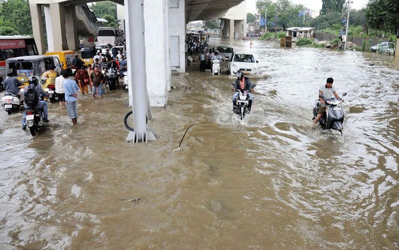 heavyrainslasheshyderabad418mmrainrecorded