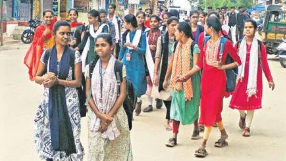 Telangana junior colleges to reopen on June 1