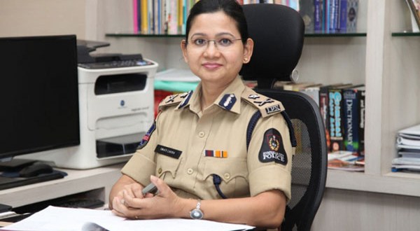 reportcrimeagainstwomentosheteams:swatilakra