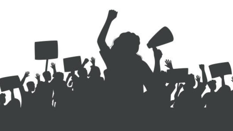 Group of transgenders protest turns violent at Borabanda, 3 injured