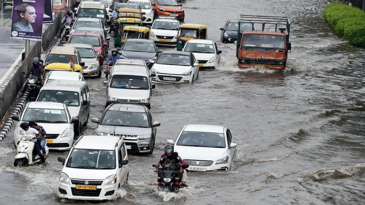 Flooded roads throw traffic off track