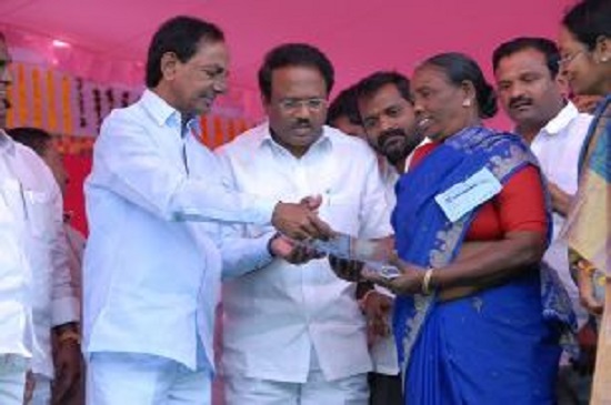 telanganagovtcallsforpensionapplicationsforaasarascheme